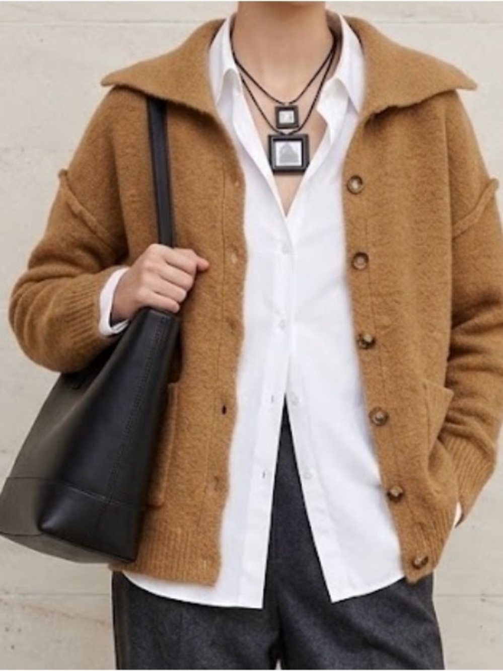 Bluivy Young Contemporary Brown Oversized Collared Knit Cardigan Sweater M/L